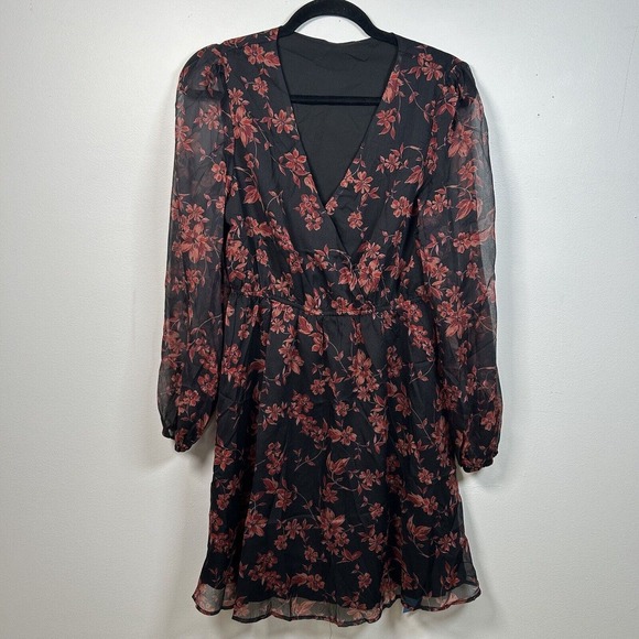 NWT Cupshe Floral Long Sleeve Dress Women's Size Medium Black Red - Picture 2 of 8